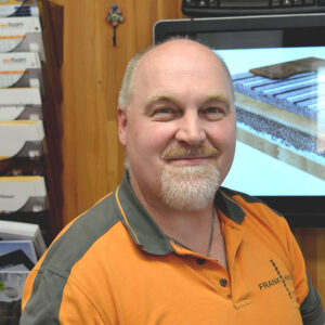 Karriere Holzindustrie - Maschinenführer an Schweizer Grenze bei Frank Holz